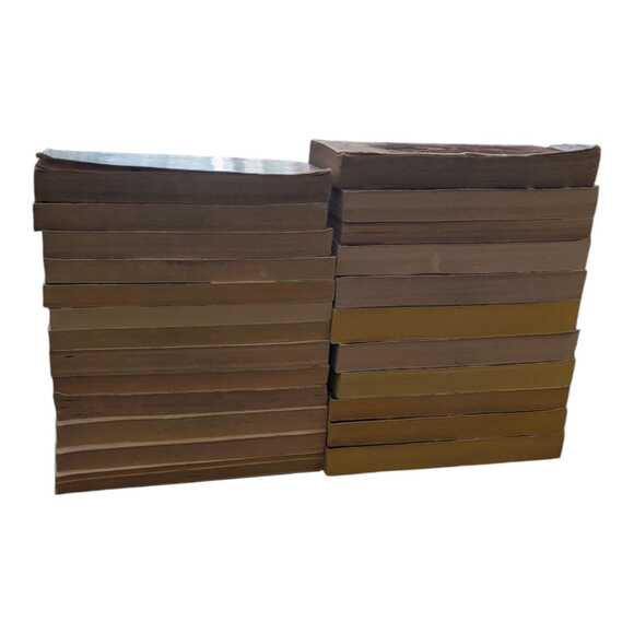 Lot of‎ 24 Vintage Conan Paperback Books Howard Carter Sprague Ace TOR Fantasy - Picture 5 of 7